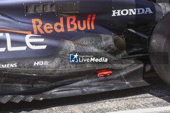 2024-06-21 - Red Bull Racing RB20, mechanical detail, floor body, engine cover during the Formula 1 Aramco Gran Premio de Espana 2024, 10th round of the 2024 Formula One World Championship from June 21 to 23, 2024 on the Circuit de Barcelona-Catalunya, in Montmeló, Spain - F1 - SPANISH GRAND PRIX 2024 - FORMULA 1 - MOTORS