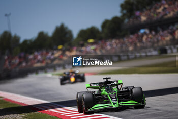 2024-06-21 - 77 BOTTAS Valtteri (fin), Stake F1 Team Kick Sauber C44, action during the Formula 1 Aramco Gran Premio de Espana 2024, 10th round of the 2024 Formula One World Championship from June 21 to 23, 2024 on the Circuit de Barcelona-Catalunya, in Montmeló, Spain - F1 - SPANISH GRAND PRIX 2024 - FORMULA 1 - MOTORS