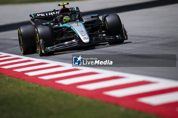 2024-06-21 - 44 HAMILTON Lewis (gbr), Mercedes AMG F1 Team W15, action during the Formula 1 Aramco Gran Premio de Espana 2024, 10th round of the 2024 Formula One World Championship from June 21 to 23, 2024 on the Circuit de Barcelona-Catalunya, in Montmeló, Spain - F1 - SPANISH GRAND PRIX 2024 - FORMULA 1 - MOTORS