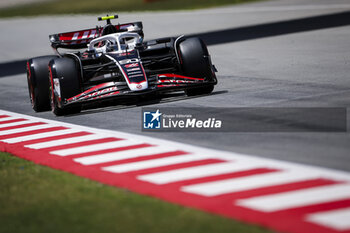 2024-06-21 - 50 BEARMAN Oliver, Ferrari Driver Academy action during the Formula 1 Aramco Gran Premio de Espana 2024, 10th round of the 2024 Formula One World Championship from June 21 to 23, 2024 on the Circuit de Barcelona-Catalunya, in Montmeló, Spain - F1 - SPANISH GRAND PRIX 2024 - FORMULA 1 - MOTORS