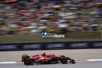 2024-06-21 - 55 SAINZ Carlos (spa), Scuderia Ferrari SF-24, action during the Formula 1 Aramco Gran Premio de Espana 2024, 10th round of the 2024 Formula One World Championship from June 21 to 23, 2024 on the Circuit de Barcelona-Catalunya, in Montmeló, Spain - F1 - SPANISH GRAND PRIX 2024 - FORMULA 1 - MOTORS