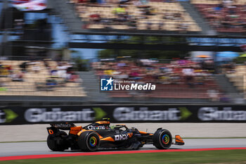 2024-06-21 - 04 NORRIS Lando (gbr), McLaren F1 Team MCL38, action during the Formula 1 Aramco Gran Premio de Espana 2024, 10th round of the 2024 Formula One World Championship from June 21 to 23, 2024 on the Circuit de Barcelona-Catalunya, in Montmeló, Spain - F1 - SPANISH GRAND PRIX 2024 - FORMULA 1 - MOTORS