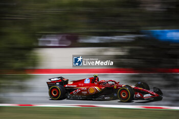 2024-06-21 - 55 SAINZ Carlos (spa), Scuderia Ferrari SF-24, action during the Formula 1 Aramco Gran Premio de Espana 2024, 10th round of the 2024 Formula One World Championship from June 21 to 23, 2024 on the Circuit de Barcelona-Catalunya, in Montmeló, Spain - F1 - SPANISH GRAND PRIX 2024 - FORMULA 1 - MOTORS