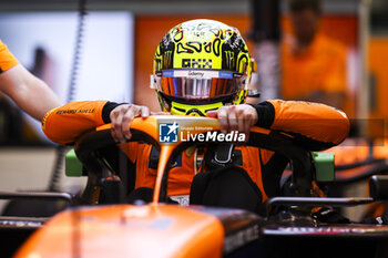 2024-06-21 - NORRIS Lando (gbr), McLaren F1 Team MCL38, portrait during the Formula 1 Aramco Gran Premio de Espana 2024, 10th round of the 2024 Formula One World Championship from June 21 to 23, 2024 on the Circuit de Barcelona-Catalunya, in Montmeló, Spain - F1 - SPANISH GRAND PRIX 2024 - FORMULA 1 - MOTORS