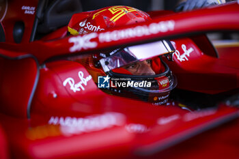 2024-06-21 - SAINZ Carlos (spa), Scuderia Ferrari SF-24, portrait during the Formula 1 Aramco Gran Premio de Espana 2024, 10th round of the 2024 Formula One World Championship from June 21 to 23, 2024 on the Circuit de Barcelona-Catalunya, in Montmeló, Spain - F1 - SPANISH GRAND PRIX 2024 - FORMULA 1 - MOTORS