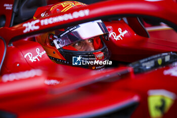 2024-06-21 - SAINZ Carlos (spa), Scuderia Ferrari SF-24, portrait during the Formula 1 Aramco Gran Premio de Espana 2024, 10th round of the 2024 Formula One World Championship from June 21 to 23, 2024 on the Circuit de Barcelona-Catalunya, in Montmeló, Spain - F1 - SPANISH GRAND PRIX 2024 - FORMULA 1 - MOTORS