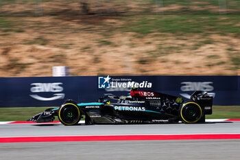 2024-06-21 - 44 HAMILTON Lewis (gbr), Mercedes AMG F1 Team W15, action during the Formula 1 Aramco Gran Premio de Espana 2024, 10th round of the 2024 Formula One World Championship from June 21 to 23, 2024 on the Circuit de Barcelona-Catalunya, in Montmeló, Spain - F1 - SPANISH GRAND PRIX 2024 - FORMULA 1 - MOTORS