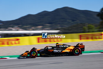 2024-06-21 - 04 NORRIS Lando (gbr), McLaren F1 Team MCL38, action during the Formula 1 Aramco Gran Premio de Espana 2024, 10th round of the 2024 Formula One World Championship from June 21 to 23, 2024 on the Circuit de Barcelona-Catalunya, in Montmeló, Spain - F1 - SPANISH GRAND PRIX 2024 - FORMULA 1 - MOTORS