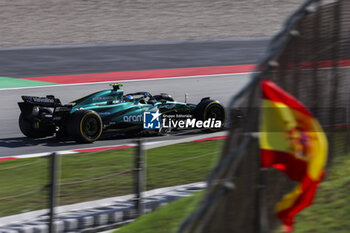 2024-06-21 - 14 ALONSO Fernando (spa), Aston Martin F1 Team AMR24, action during the Formula 1 Aramco Gran Premio de Espana 2024, 10th round of the 2024 Formula One World Championship from June 21 to 23, 2024 on the Circuit de Barcelona-Catalunya, in Montmeló, Spain - F1 - SPANISH GRAND PRIX 2024 - FORMULA 1 - MOTORS