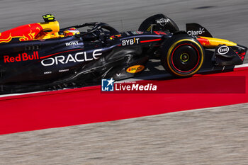 2024-06-21 - 11 PEREZ Sergio (mex), Red Bull Racing RB20, action during the Formula 1 Aramco Gran Premio de Espana 2024, 10th round of the 2024 Formula One World Championship from June 21 to 23, 2024 on the Circuit de Barcelona-Catalunya, in Montmeló, Spain - F1 - SPANISH GRAND PRIX 2024 - FORMULA 1 - MOTORS