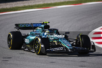 2024-06-21 - 14 ALONSO Fernando (spa), Aston Martin F1 Team AMR24, action during the Formula 1 Aramco Gran Premio de Espana 2024, 10th round of the 2024 Formula One World Championship from June 21 to 23, 2024 on the Circuit de Barcelona-Catalunya, in Montmeló, Spain - F1 - SPANISH GRAND PRIX 2024 - FORMULA 1 - MOTORS