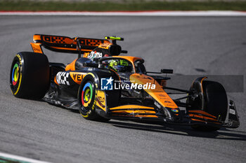 2024-06-21 - 04 NORRIS Lando (gbr), McLaren F1 Team MCL38, action during the Formula 1 Aramco Gran Premio de Espana 2024, 10th round of the 2024 Formula One World Championship from June 21 to 23, 2024 on the Circuit de Barcelona-Catalunya, in Montmeló, Spain - F1 - SPANISH GRAND PRIX 2024 - FORMULA 1 - MOTORS