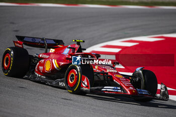 2024-06-21 - 55 SAINZ Carlos (spa), Scuderia Ferrari SF-24, action during the Formula 1 Aramco Gran Premio de Espana 2024, 10th round of the 2024 Formula One World Championship from June 21 to 23, 2024 on the Circuit de Barcelona-Catalunya, in Montmeló, Spain - F1 - SPANISH GRAND PRIX 2024 - FORMULA 1 - MOTORS