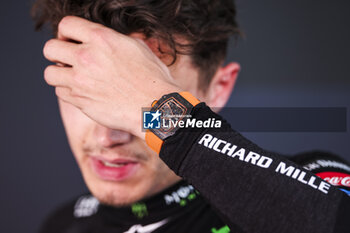 2024-06-21 - NORRIS Lando (gbr), McLaren F1 Team MCL38, portrait during the Formula 1 Aramco Gran Premio de Espana 2024, 10th round of the 2024 Formula One World Championship from June 21 to 23, 2024 on the Circuit de Barcelona-Catalunya, in Montmeló, Spain - F1 - SPANISH GRAND PRIX 2024 - FORMULA 1 - MOTORS