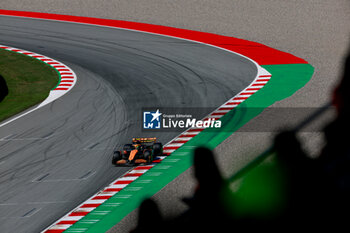 2024-06-21 - 04 NORRIS Lando (gbr), McLaren F1 Team MCL38, action during the Formula 1 Aramco Gran Premio de Espana 2024, 10th round of the 2024 Formula One World Championship from June 21 to 23, 2024 on the Circuit de Barcelona-Catalunya, in Montmeló, Spain - F1 - SPANISH GRAND PRIX 2024 - FORMULA 1 - MOTORS