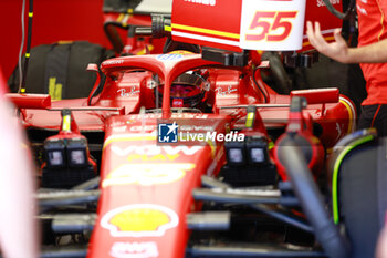 2024-06-21 - SAINZ Carlos (spa), Scuderia Ferrari SF-24, portrait during the Formula 1 Aramco Gran Premio de Espana 2024, 10th round of the 2024 Formula One World Championship from June 21 to 23, 2024 on the Circuit de Barcelona-Catalunya, in Montmeló, Spain - F1 - SPANISH GRAND PRIX 2024 - FORMULA 1 - MOTORS