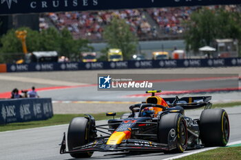 2024-06-22 - N°11 Sergio Perez MEX Oracle Red Bull Racing - FORMULA 1 ARAMCO GRAN PREMIO DE ESPANA 2024 - PRACTICE 3 - FORMULA 1 - MOTORS