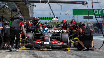 2024-06-22 - N°20 Kevin Magnussen DK MoneyGram Haas F1 Team - FORMULA 1 ARAMCO GRAN PREMIO DE ESPANA 2024 - PRACTICE 3 - FORMULA 1 - MOTORS