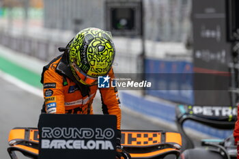 2024-06-22 - N°4 Lando Norris GBR McLaren Formula 1 Team Pole !! - FORMULA 1 ARAMCO GRAN PREMIO DE ESPANA 2024 - QUALIFYNG - FORMULA 1 - MOTORS