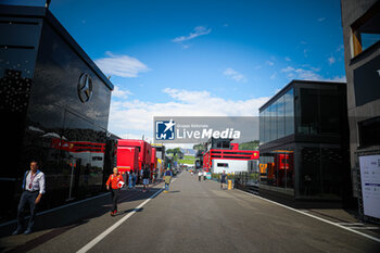 2024-06-28 - General Paddock view during the Austrian GP, Spielberg 27-30 June 2024, Formula 1 World championship 2024. - FORMULA 1 QATAR AIRWAYS AUSTRIAN GRAND PRIX 2024 - PRESS CONFERENCE - FORMULA 1 - MOTORS