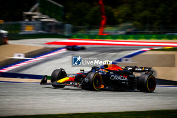 2024-06-28 - 11 Sergio Perez, (MEX) Oracle Red Bull Racing, Honda during the Austrian GP, Spielberg 27-30 June 2024, Formula 1 World championship 2024. - FORMULA 1 QATAR AIRWAYS AUSTRIAN GRAND PRIX 2024 - PRESS CONFERENCE - FORMULA 1 - MOTORS