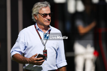 2024-06-22 - SAINZ Carlos (spa) portrait during the Formula 1 Aramco Gran Premio de Espana 2024, 10th round of the 2024 Formula One World Championship from June 21 to 23, 2024 on the Circuit de Barcelona-Catalunya, in Montmeló, Spain - F1 - SPANISH GRAND PRIX 2024 - FORMULA 1 - MOTORS