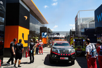 2024-06-22 - McLaren F1 Team motorhome on fire in the paddock during the Formula 1 Aramco Gran Premio de Espana 2024, 10th round of the 2024 Formula One World Championship from June 21 to 23, 2024 on the Circuit de Barcelona-Catalunya, in Montmeló, Spain - F1 - SPANISH GRAND PRIX 2024 - FORMULA 1 - MOTORS