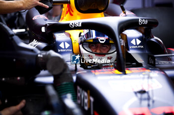 2024-06-22 - PEREZ Sergio (mex), Red Bull Racing RB20, portrait during the Formula 1 Aramco Gran Premio de Espana 2024, 10th round of the 2024 Formula One World Championship from June 21 to 23, 2024 on the Circuit de Barcelona-Catalunya, in Montmeló, Spain - F1 - SPANISH GRAND PRIX 2024 - FORMULA 1 - MOTORS