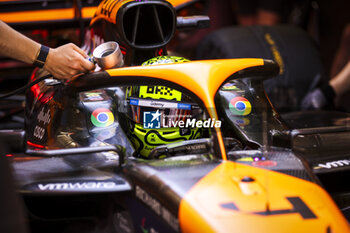 2024-06-22 - NORRIS Lando (gbr), McLaren F1 Team MCL38, portrait during the Formula 1 Aramco Gran Premio de Espana 2024, 10th round of the 2024 Formula One World Championship from June 21 to 23, 2024 on the Circuit de Barcelona-Catalunya, in Montmeló, Spain - F1 - SPANISH GRAND PRIX 2024 - FORMULA 1 - MOTORS