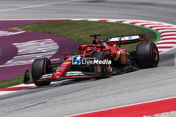 2024-06-22 - 16 LECLERC Charles (mco), Scuderia Ferrari SF-24, action during the Formula 1 Aramco Gran Premio de Espana 2024, 10th round of the 2024 Formula One World Championship from June 21 to 23, 2024 on the Circuit de Barcelona-Catalunya, in Montmeló, Spain - F1 - SPANISH GRAND PRIX 2024 - FORMULA 1 - MOTORS