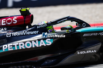 2024-06-22 - 44 HAMILTON Lewis (gbr), Mercedes AMG F1 Team W15, action during the Formula 1 Aramco Gran Premio de Espana 2024, 10th round of the 2024 Formula One World Championship from June 21 to 23, 2024 on the Circuit de Barcelona-Catalunya, in Montmeló, Spain - F1 - SPANISH GRAND PRIX 2024 - FORMULA 1 - MOTORS