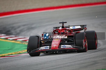 2024-06-22 - 16 LECLERC Charles (mco), Scuderia Ferrari SF-24, action during the Formula 1 Aramco Gran Premio de Espana 2024, 10th round of the 2024 Formula One World Championship from June 21 to 23, 2024 on the Circuit de Barcelona-Catalunya, in Montmeló, Spain - F1 - SPANISH GRAND PRIX 2024 - FORMULA 1 - MOTORS