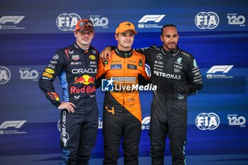 2024-06-22 - NORRIS Lando (gbr), McLaren F1 Team MCL38, VERSTAPPEN Max (ned), Red Bull Racing RB20 and HAMILTON Lewis (gbr), Mercedes AMG F1 Team W15, portrait during the Formula 1 Aramco Gran Premio de Espana 2024, 10th round of the 2024 Formula One World Championship from June 21 to 23, 2024 on the Circuit de Barcelona-Catalunya, in Montmeló, Spain - F1 - SPANISH GRAND PRIX 2024 - FORMULA 1 - MOTORS