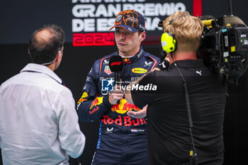 2024-06-22 - VERSTAPPEN Max (ned), Red Bull Racing RB20, portrait during the Formula 1 Aramco Gran Premio de Espana 2024, 10th round of the 2024 Formula One World Championship from June 21 to 23, 2024 on the Circuit de Barcelona-Catalunya, in Montmeló, Spain - F1 - SPANISH GRAND PRIX 2024 - FORMULA 1 - MOTORS