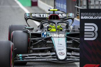 2024-06-22 - HAMILTON Lewis (gbr), Mercedes AMG F1 Team W15, during the Formula 1 Aramco Gran Premio de Espana 2024, 10th round of the 2024 Formula One World Championship from June 21 to 23, 2024 on the Circuit de Barcelona-Catalunya, in Montmeló, Spain - F1 - SPANISH GRAND PRIX 2024 - FORMULA 1 - MOTORS