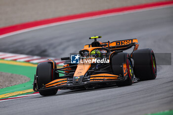 2024-06-22 - 04 NORRIS Lando (gbr), McLaren F1 Team MCL38, action during the Formula 1 Aramco Gran Premio de Espana 2024, 10th round of the 2024 Formula One World Championship from June 21 to 23, 2024 on the Circuit de Barcelona-Catalunya, in Montmeló, Spain - F1 - SPANISH GRAND PRIX 2024 - FORMULA 1 - MOTORS