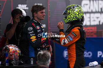 2024-06-22 - VERSTAPPEN Max (ned), Red Bull Racing RB20, portraita and NORRIS Lando (gbr), McLaren F1 Team MCL38, portrait during the Formula 1 Aramco Gran Premio de Espana 2024, 10th round of the 2024 Formula One World Championship from June 21 to 23, 2024 on the Circuit de Barcelona-Catalunya, in Montmeló, Spain - F1 - SPANISH GRAND PRIX 2024 - FORMULA 1 - MOTORS