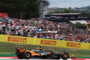 2024-06-22 - 04 NORRIS Lando (gbr), McLaren F1 Team MCL38, action during the Formula 1 Aramco Gran Premio de Espana 2024, 10th round of the 2024 Formula One World Championship from June 21 to 23, 2024 on the Circuit de Barcelona-Catalunya, in Montmeló, Spain - F1 - SPANISH GRAND PRIX 2024 - FORMULA 1 - MOTORS