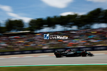 2024-06-22 - 44 HAMILTON Lewis (gbr), Mercedes AMG F1 Team W15, action during the Formula 1 Aramco Gran Premio de Espana 2024, 10th round of the 2024 Formula One World Championship from June 21 to 23, 2024 on the Circuit de Barcelona-Catalunya, in Montmeló, Spain - F1 - SPANISH GRAND PRIX 2024 - FORMULA 1 - MOTORS