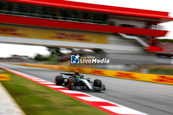 2024-06-22 - 44 HAMILTON Lewis (gbr), Mercedes AMG F1 Team W15, action during the Formula 1 Aramco Gran Premio de Espana 2024, 10th round of the 2024 Formula One World Championship from June 21 to 23, 2024 on the Circuit de Barcelona-Catalunya, in Montmeló, Spain - F1 - SPANISH GRAND PRIX 2024 - FORMULA 1 - MOTORS