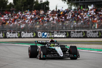 2024-06-22 - 44 HAMILTON Lewis (gbr), Mercedes AMG F1 Team W15, action during the Formula 1 Aramco Gran Premio de Espana 2024, 10th round of the 2024 Formula One World Championship from June 21 to 23, 2024 on the Circuit de Barcelona-Catalunya, in Montmeló, Spain - F1 - SPANISH GRAND PRIX 2024 - FORMULA 1 - MOTORS