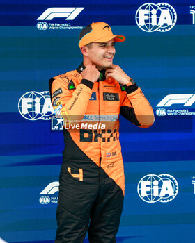 2024-06-22 - NORRIS Lando (gbr), McLaren F1 Team MCL38, portrait during the Formula 1 Aramco Gran Premio de Espana 2024, 10th round of the 2024 Formula One World Championship from June 21 to 23, 2024 on the Circuit de Barcelona-Catalunya, in Montmeló, Spain - F1 - SPANISH GRAND PRIX 2024 - FORMULA 1 - MOTORS