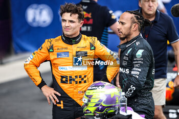 2024-06-22 - NORRIS Lando (gbr), McLaren F1 Team MCL38, portrait HAMILTON Lewis (gbr), Mercedes AMG F1 Team W15, portrait during the Formula 1 Aramco Gran Premio de Espana 2024, 10th round of the 2024 Formula One World Championship from June 21 to 23, 2024 on the Circuit de Barcelona-Catalunya, in Montmeló, Spain - F1 - SPANISH GRAND PRIX 2024 - FORMULA 1 - MOTORS