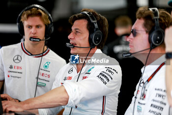 2024-06-22 - WOLFF Toto (aut), Team Principal & CEO of Mercedes AMG F1 Team, SCHUMACHER Mick (ger), Reserve Driver of Mercedes AMG F1 Team and KALLENIUS Ola, CEO of Mercedes-Benz portrait during the Formula 1 Aramco Gran Premio de Espana 2024, 10th round of the 2024 Formula One World Championship from June 21 to 23, 2024 on the Circuit de Barcelona-Catalunya, in Montmeló, Spain - F1 - SPANISH GRAND PRIX 2024 - FORMULA 1 - MOTORS