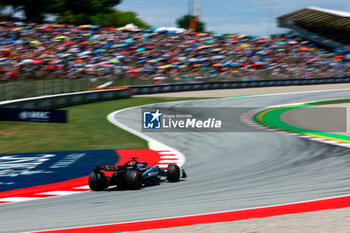 2024-06-22 - 63 RUSSELL George (gbr), Mercedes AMG F1 Team W15, action during the Formula 1 Aramco Gran Premio de Espana 2024, 10th round of the 2024 Formula One World Championship from June 21 to 23, 2024 on the Circuit de Barcelona-Catalunya, in Montmeló, Spain - F1 - SPANISH GRAND PRIX 2024 - FORMULA 1 - MOTORS