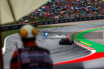 2024-06-22 - 11 PEREZ Sergio (mex), Red Bull Racing RB20, action during the Formula 1 Aramco Gran Premio de Espana 2024, 10th round of the 2024 Formula One World Championship from June 21 to 23, 2024 on the Circuit de Barcelona-Catalunya, in Montmeló, Spain - F1 - SPANISH GRAND PRIX 2024 - FORMULA 1 - MOTORS