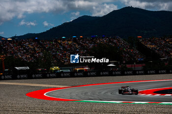 2024-06-22 - 27 HULKENBERG Nico (ger), Haas F1 Team VF-24 Ferrari, action during the Formula 1 Aramco Gran Premio de Espana 2024, 10th round of the 2024 Formula One World Championship from June 21 to 23, 2024 on the Circuit de Barcelona-Catalunya, in Montmeló, Spain - F1 - SPANISH GRAND PRIX 2024 - FORMULA 1 - MOTORS