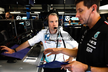 2024-06-22 - Mercedes AMG F1 Team engineer during the Formula 1 Aramco Gran Premio de Espana 2024, 10th round of the 2024 Formula One World Championship from June 21 to 23, 2024 on the Circuit de Barcelona-Catalunya, in Montmeló, Spain - F1 - SPANISH GRAND PRIX 2024 - FORMULA 1 - MOTORS