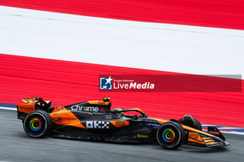 2024-06-28 - 04 NORRIS Lando (gbr), McLaren F1 Team MCL38, action during the Formula 1 Qatar Airways Austrian Grand Prix 2024, 11th round of the 2024 Formula One World Championship from June 28 to 30, 2024 on the Red Bull Ring, in Spielberg, Austria - F1 - AUSTRIAN GRAND PRIX 2024 - FORMULA 1 - MOTORS