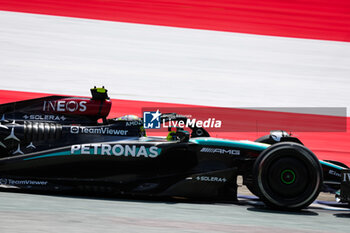 2024-06-28 - 44 HAMILTON Lewis (gbr), Mercedes AMG F1 Team W15, action during the Formula 1 Qatar Airways Austrian Grand Prix 2024, 11th round of the 2024 Formula One World Championship from June 28 to 30, 2024 on the Red Bull Ring, in Spielberg, Austria - F1 - AUSTRIAN GRAND PRIX 2024 - FORMULA 1 - MOTORS